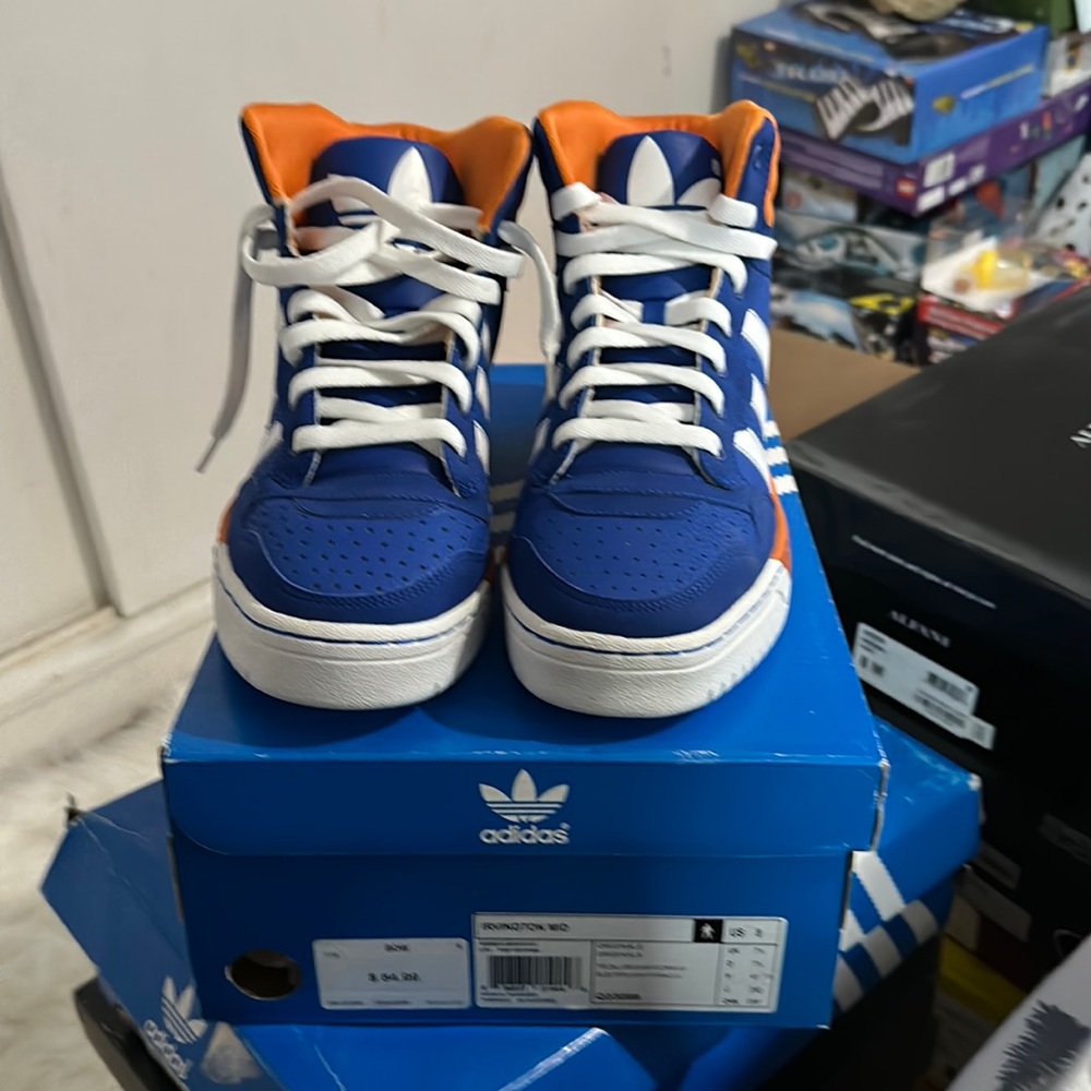 Adidas Irvington Mid, men’s size 8, royal blue and Orange